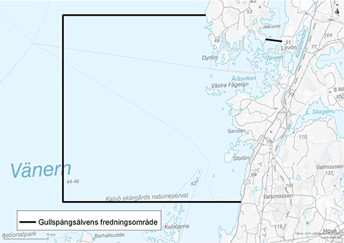 The conservation area includes all water within straight lines between the following points: SO: 58°53,52 N, 14°00.72 O, SV: 58°53,52 N, 13°38,97 O, NV: 59°05,36 N, 13°38.97 O, NO: 59°05,36 N, 13°56.40 O (Kils cape). The area is delimited from the inner part of Kilsviken by a line from Österön's eastern cape (59°03,82 N, 14°03.94 O) to the headland just west of Lövetorp (59°03,71 N, 14°05.75 O).